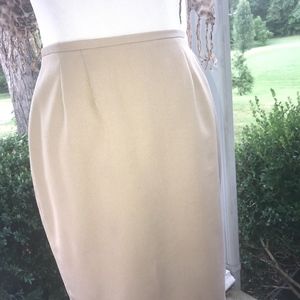 Jaqueline Ferrer Tan/Beige Suit Skirt